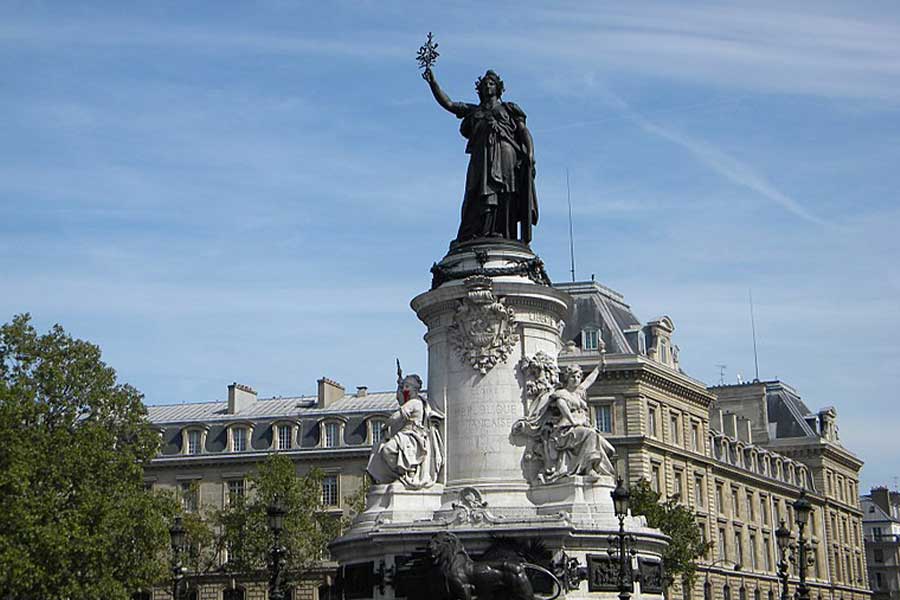 Place De La Republique