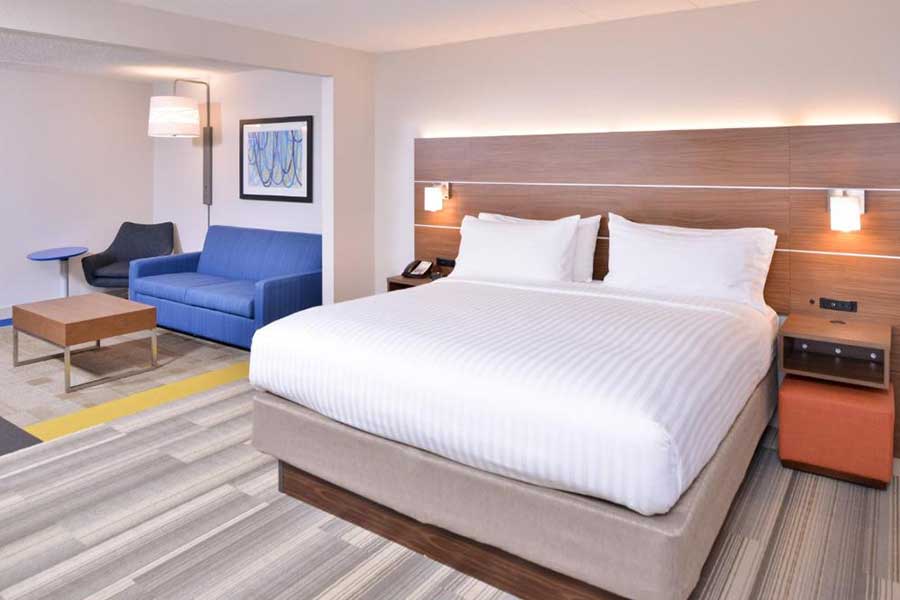 Holiday Inn Express Hotel & Suites Indianapolis Dtn-Conv Ctr Area, an IHG Hotel