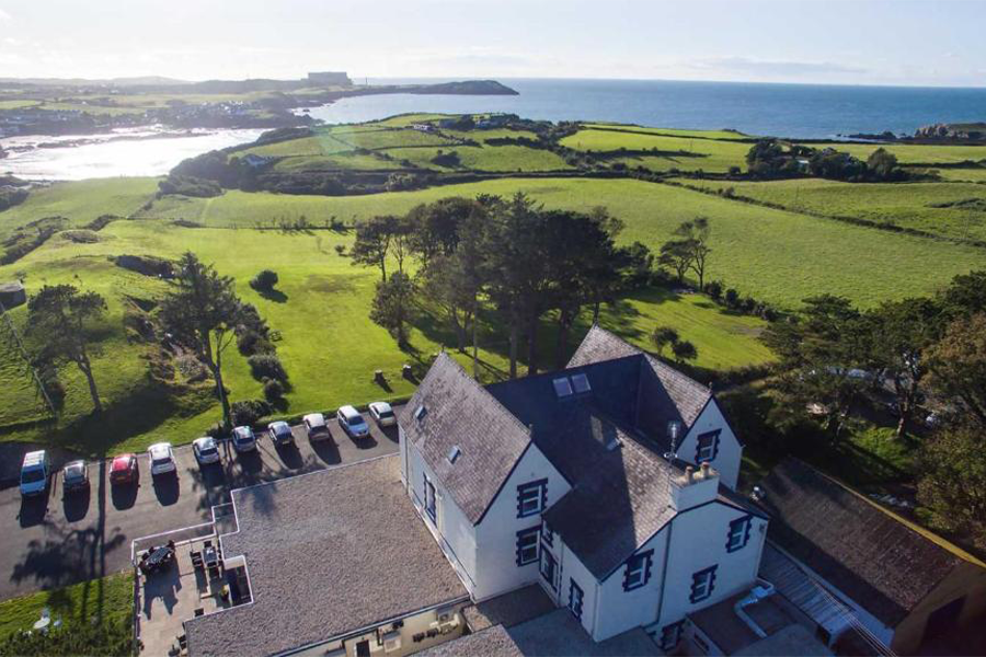 Gwesty Gadlys Hotel (Cemaes Bay)